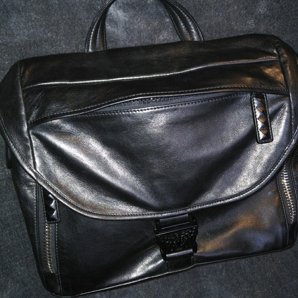 MCM Killian Messenger